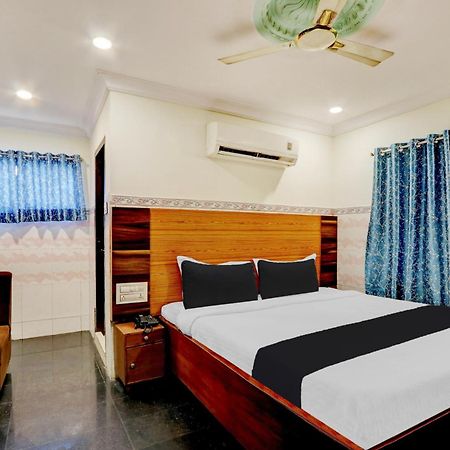 Hotel O Hanuman Pet Near Railway Station Vijayawāda Exterior foto