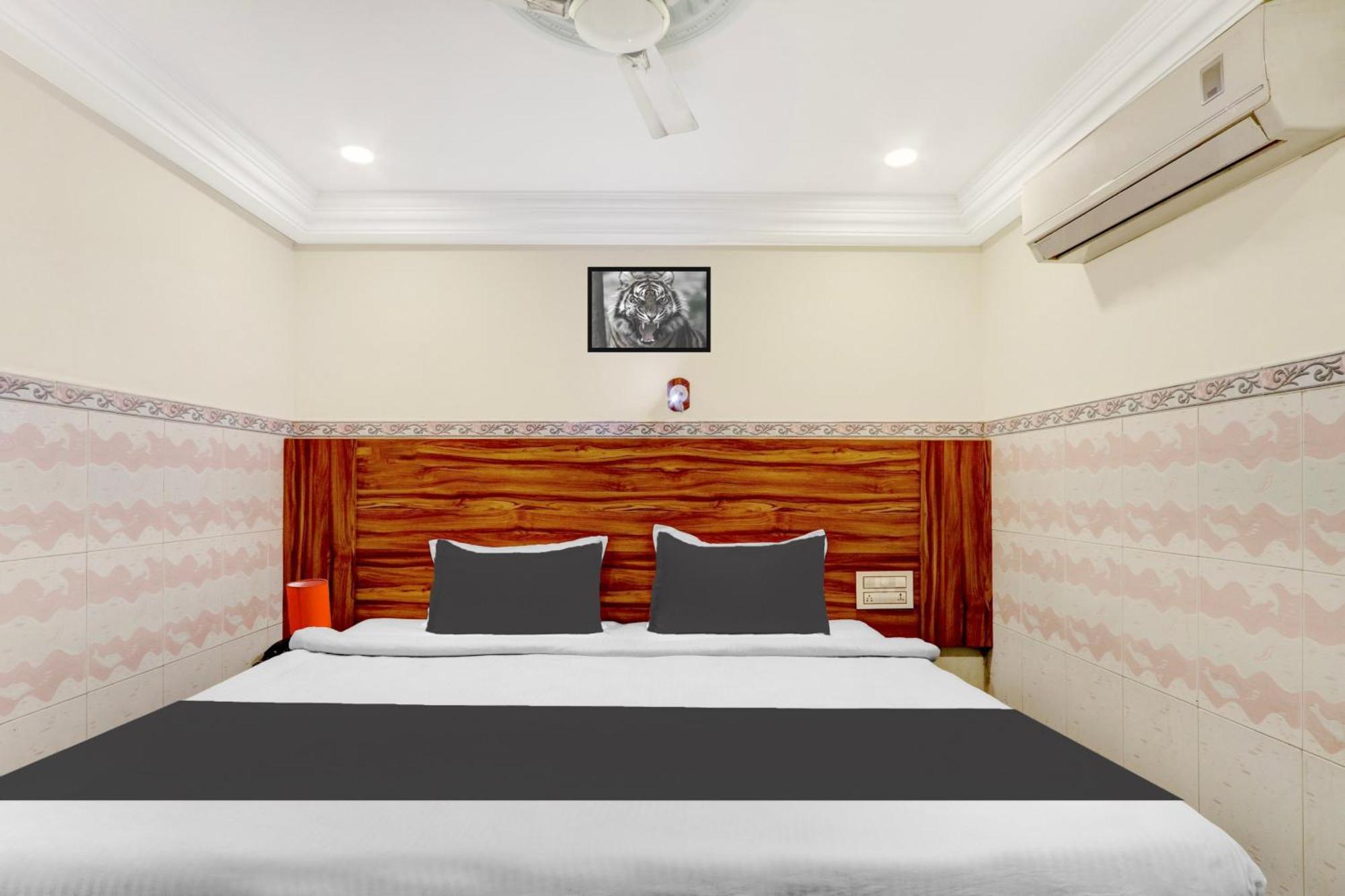 Hotel O Hanuman Pet Near Railway Station Vijayawāda Exterior foto