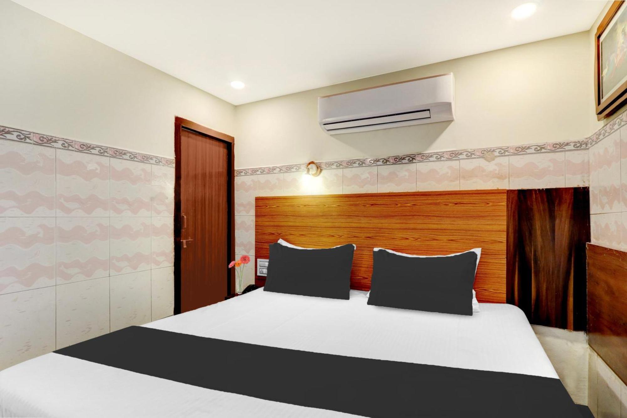 Hotel O Hanuman Pet Near Railway Station Vijayawāda Exterior foto